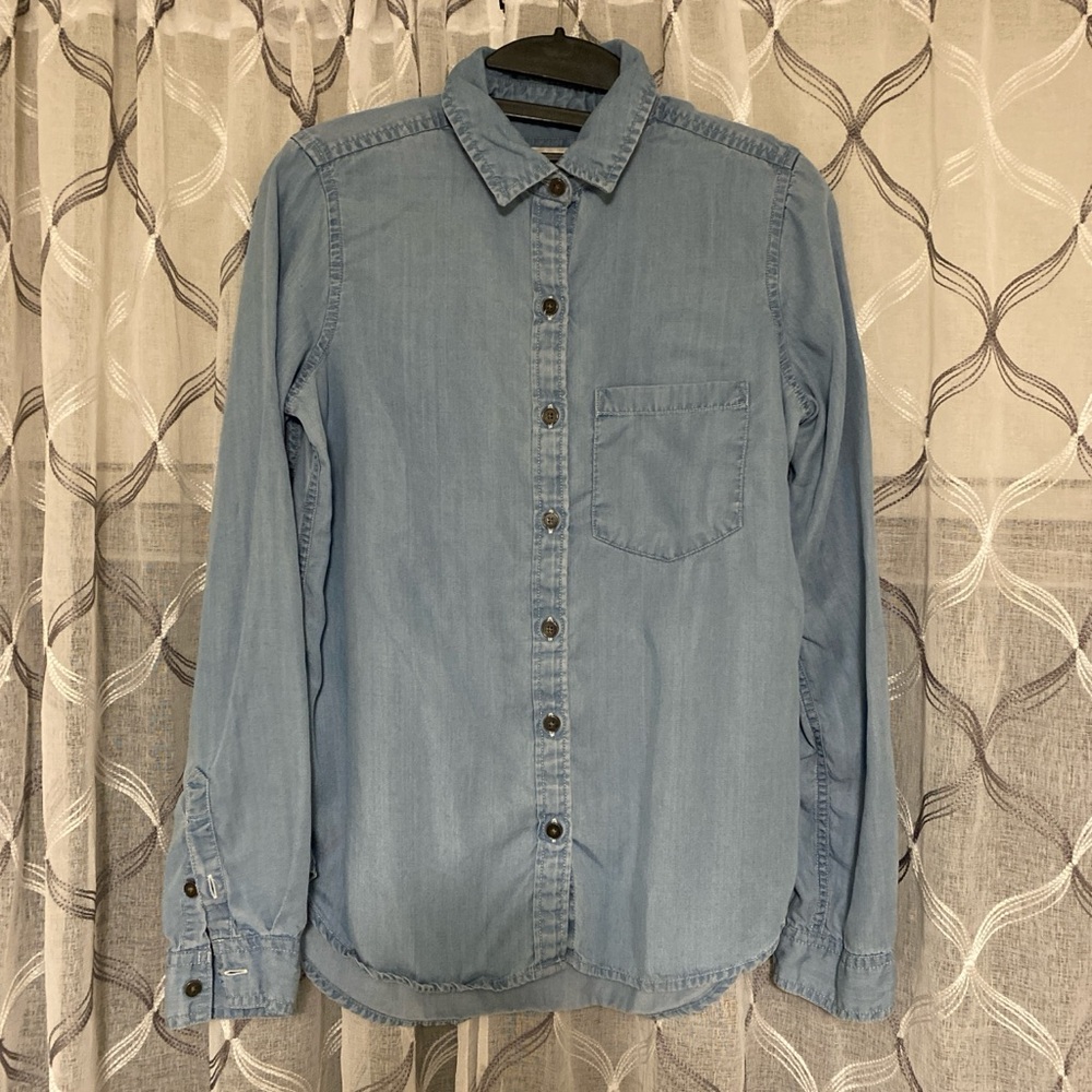 XS denim button down shirt